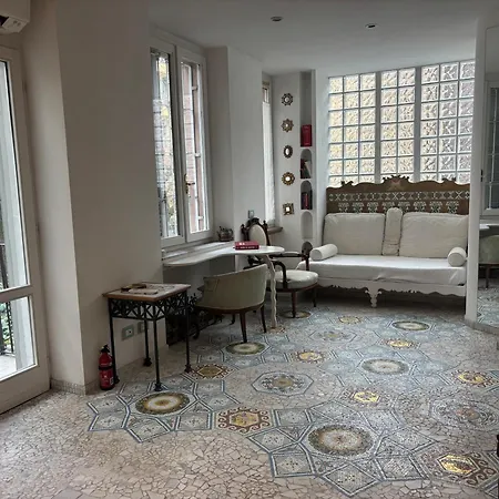 Lovelyloft, Corso San Gottardo Lägenhet